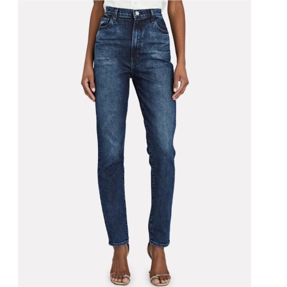 NWT 1212 Runway High-Rise Slim Straight  in Amica